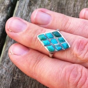 Vintage Jewelry - Vintage Turquoise Ring Vintage Jewelry - Vintage Turquoise Ring